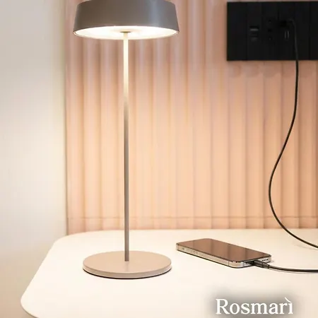 アパート Rosmari, Designer With Free Parking チェファル