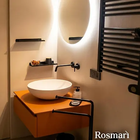 Rosmarì, Designer With Free Parking *