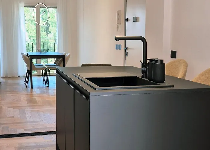 Appartement Rosmarì, Designer With Free Parking *