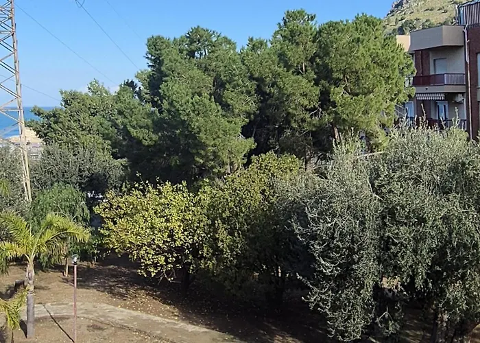 Rosmari, Designer With Free Parking Daire *